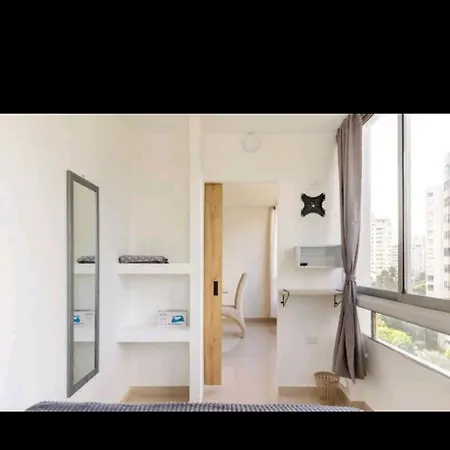 El Laguito Apartment *