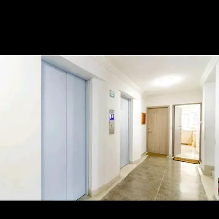 Apartment El Laguito